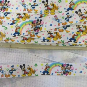 Репсовая лента “Mickey Mouse & Co”, ширина 25мм, цвет: белый (50cм)