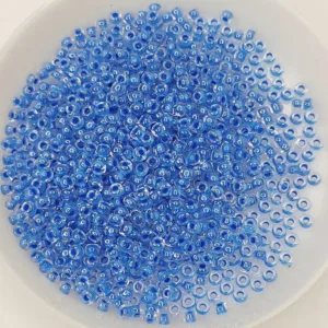 Preciosa №10 цвет: 00230-прозрачный перламутровый и синий внутри 10г, Чехия