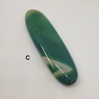 Кабошон из агата 68*21*13мм 1шт, выбор цвета: фиолетовый или зеленый