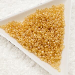 Preciosa №10 цвет: 00058-медовый радужный матовый 10г, Чехия