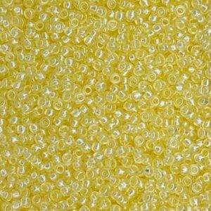 Preciosa №10 цвет: 08186-перламутровый св.желтый внутри 10г, Чехия