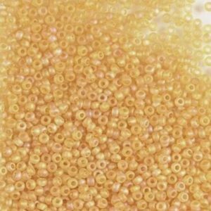 Preciosa №10 цвет: 11020-св.медовый АВ сатиновый матовый 10г, Чехия