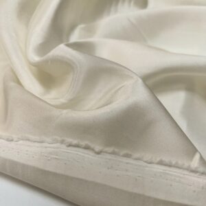 Вискозный подклад арт.AV-652 цвет: молочнобелый, цена за 50см