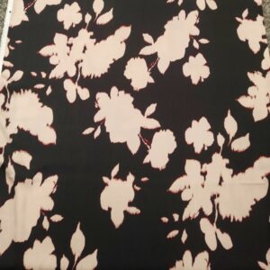 Вискозный сатин арт.24082/Viscose Satin цвет: черный/св.персиковые цветы, цена за 50см